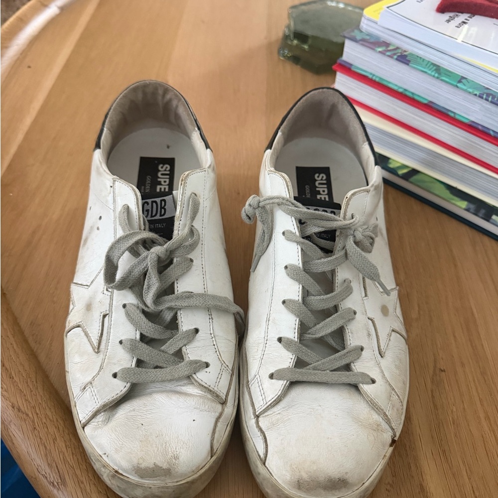 Golden Goose White Leather Superstar Sneakers with Black Heel - Picture 3 of 7